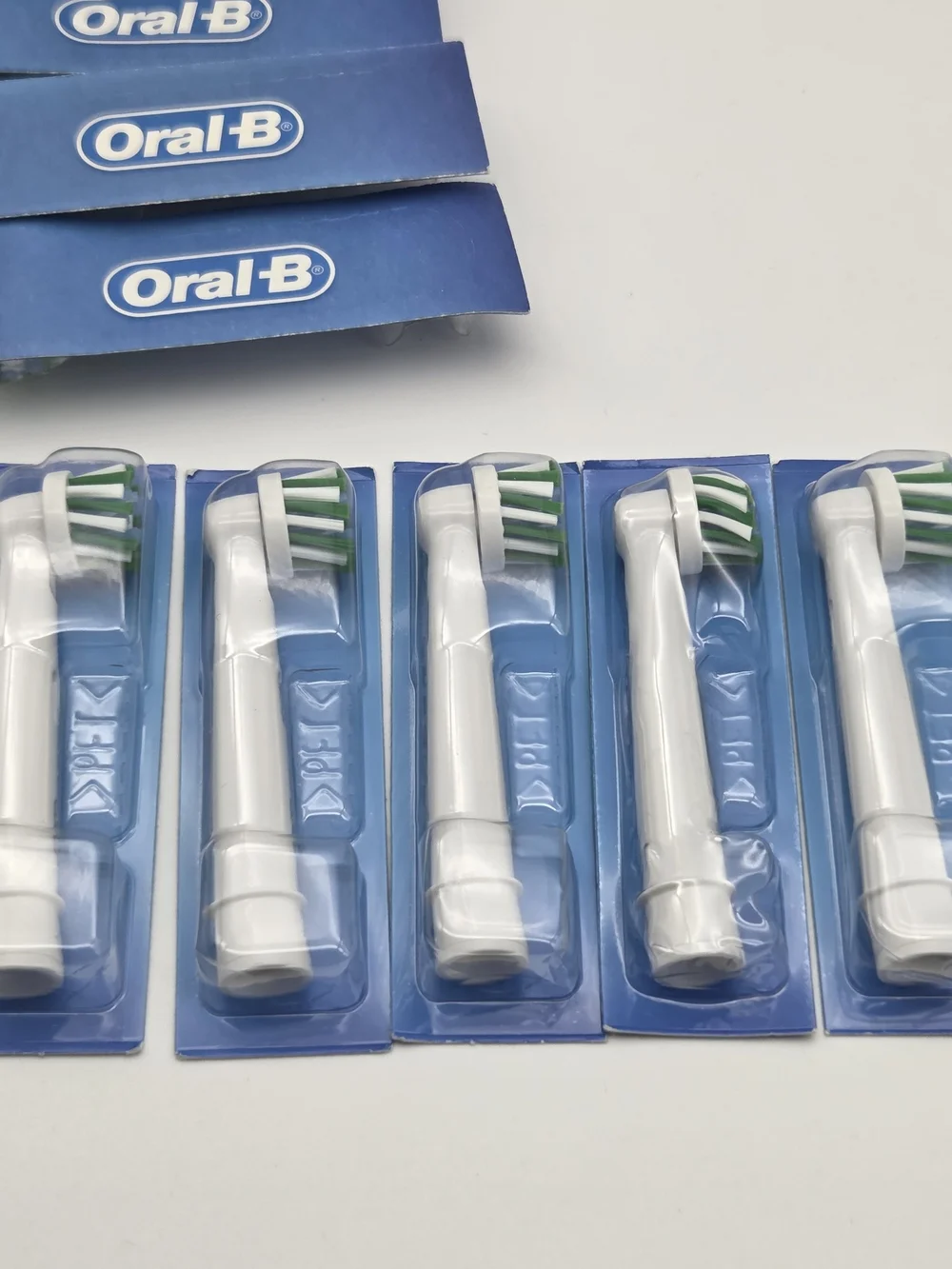 Oral-B Replacement Brush Heads CrossAction X 10 Pack